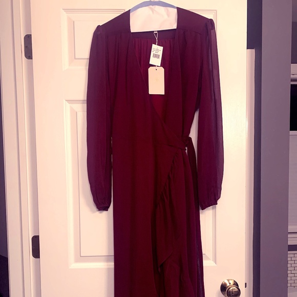 WAYF Dresses & Skirts - WAYF - Medium - Brand New with Tags Maxi Dress